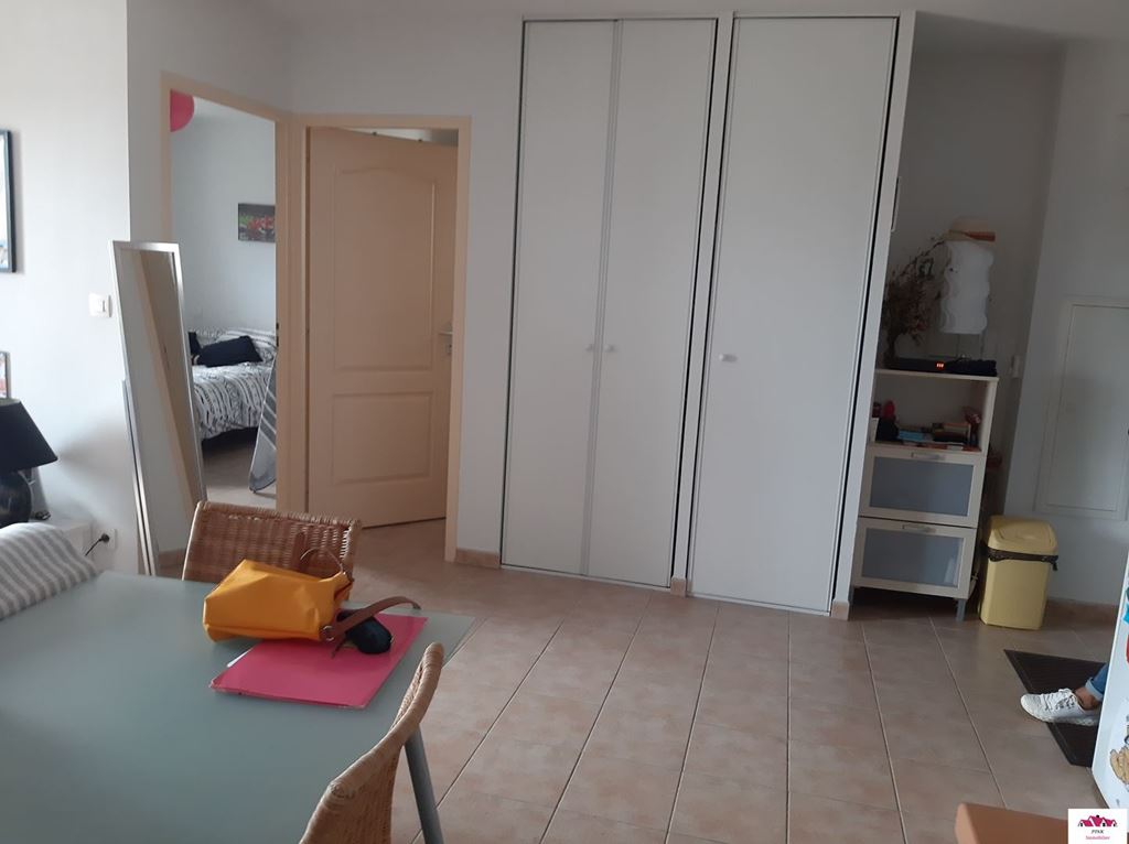 Appartement T2 LEZIGNAN PINK Immobilier