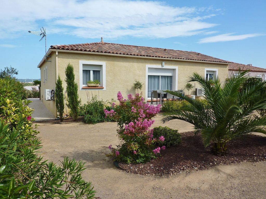 Villa LEZIGNAN PINK Immobilier