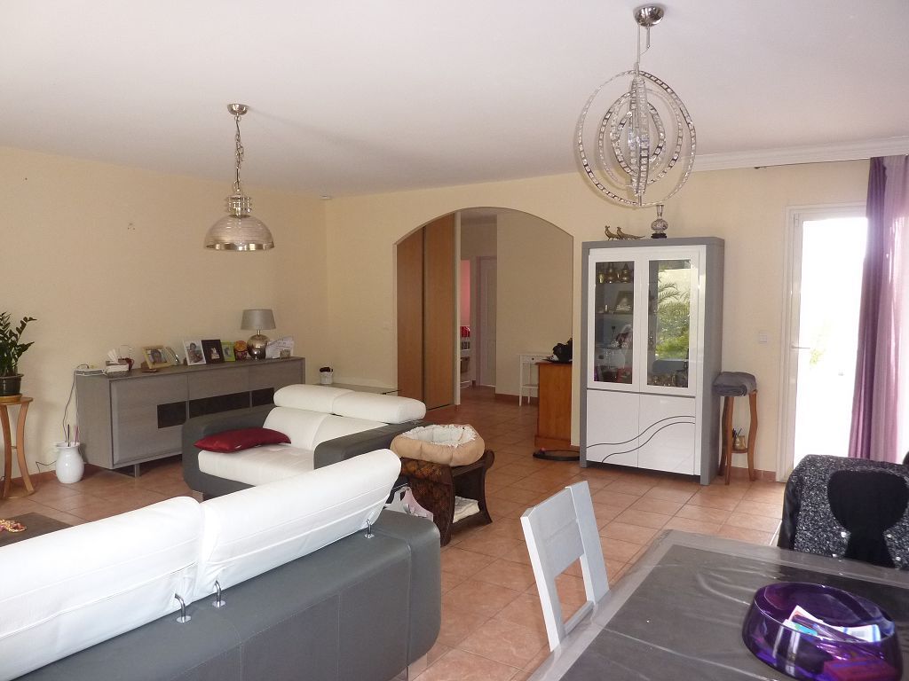 Villa LEZIGNAN PINK Immobilier