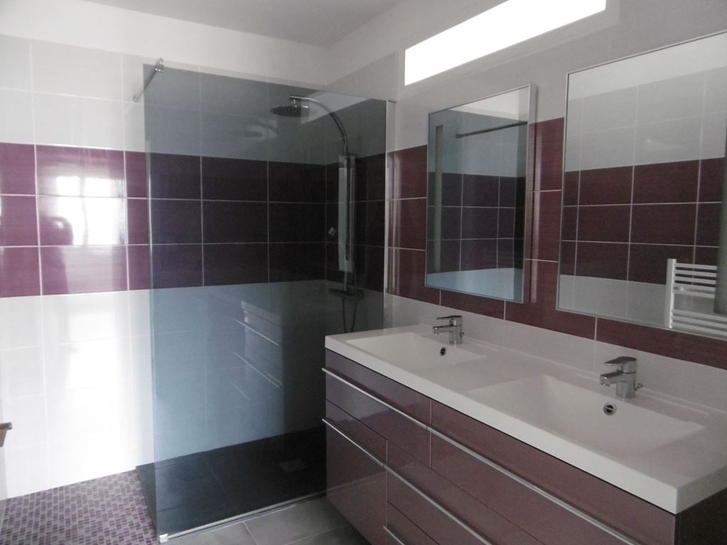 Villa LEZIGNAN PINK Immobilier