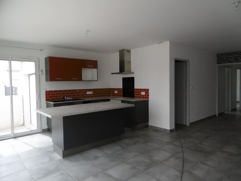 Villa LEZIGNAN PINK Immobilier