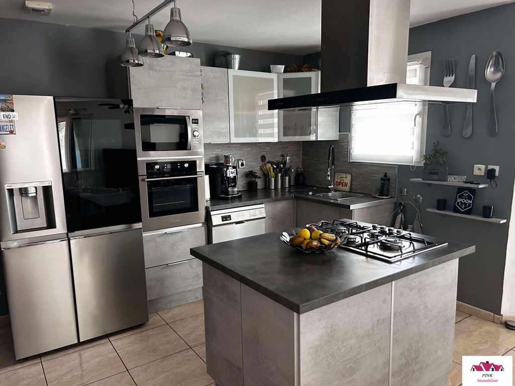Maison de plain pied LEZIGNAN PROCHE CENTRE PINK Immobilier