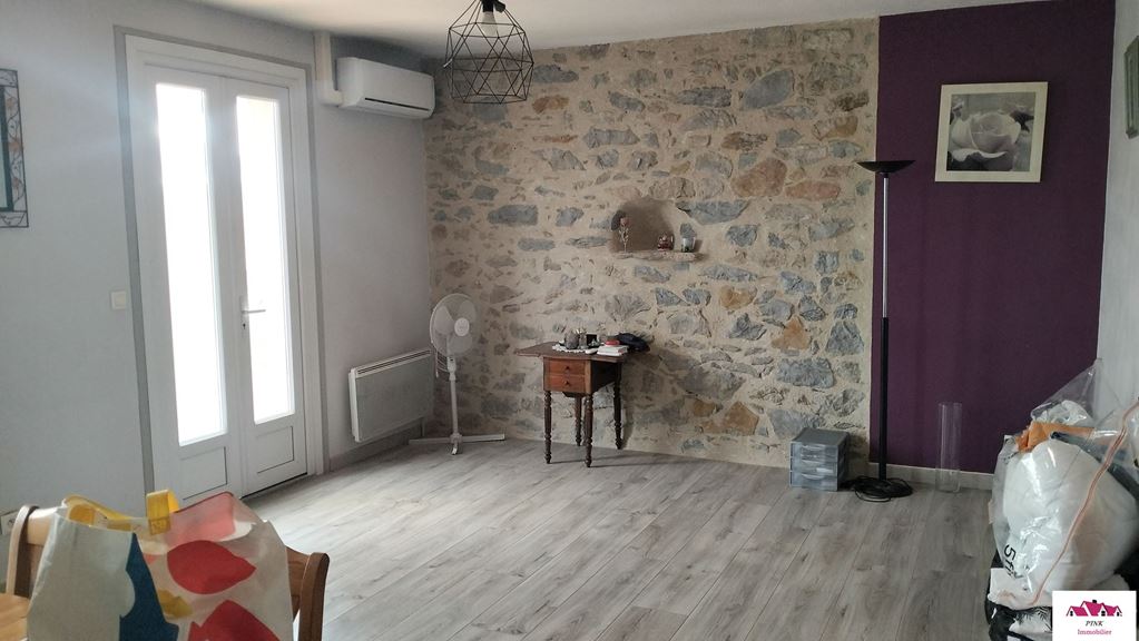 Maison de ville 10 minutes de Narbonne.  PINK Immobilier